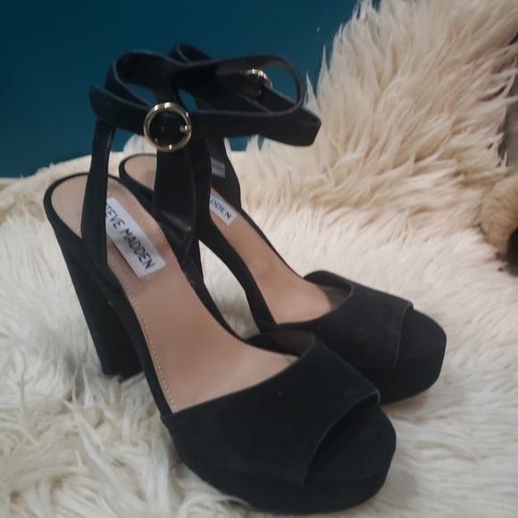 Steve Madden Black Suede Platform Heels 6.5 - Picture 1 of 6